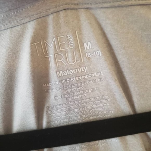 Time And Tru I love You Already Gray Maternity Shirt Ruched Sides Size Medium - Picture 3 of 9